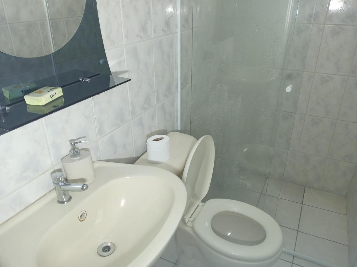 Apartamento de luxo no centro de Curitiba Exterior foto