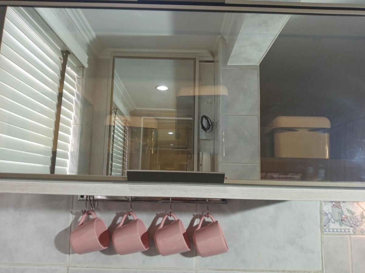 Apartamento de luxo no centro de Curitiba Exterior foto